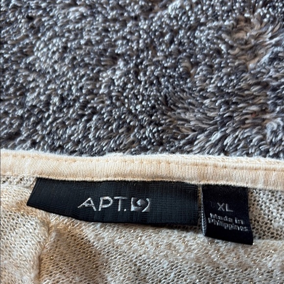 Apt. 9 Cream Blouse - Picture 2 of 5